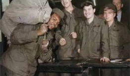 陈惠敏爆料拿枪打仗视频,揭秘幕后真相